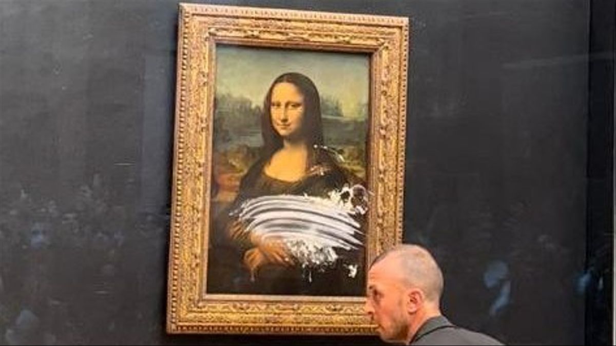 Visitor Throws Cake at the Mona Lisa at the Louvre OVERSTANDARD