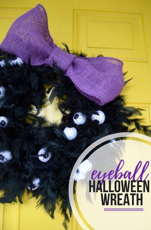 Easy DIY Eyeball Halloween Wreath