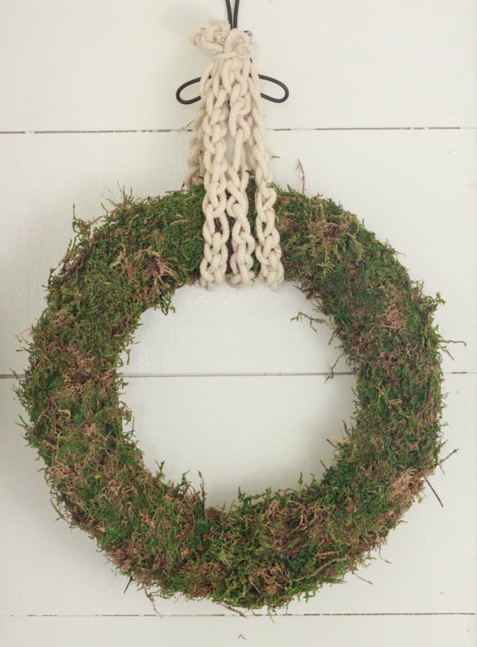 DIY Moss Wreath with Simple Rope Accents - Over the Big Moon