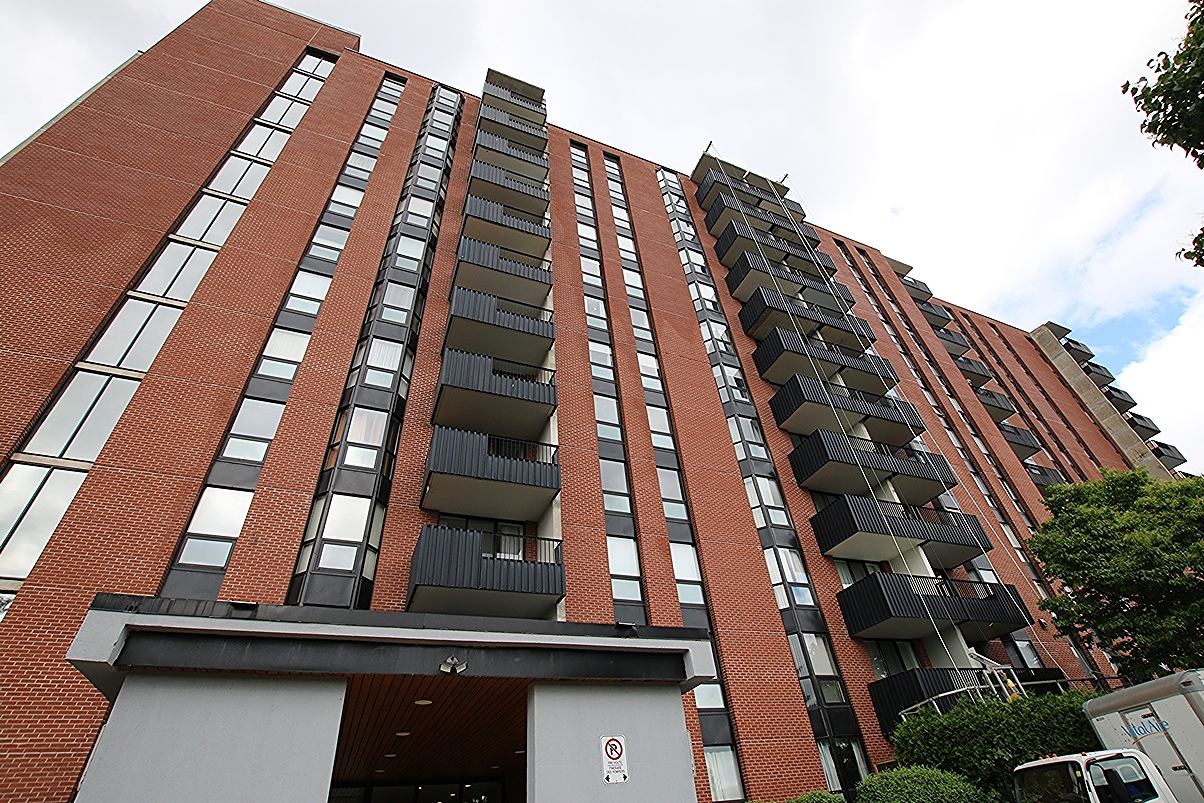 2951 Riverside Drive unit 1001 (All Inclusive) OVIPPM Ottawa VIP