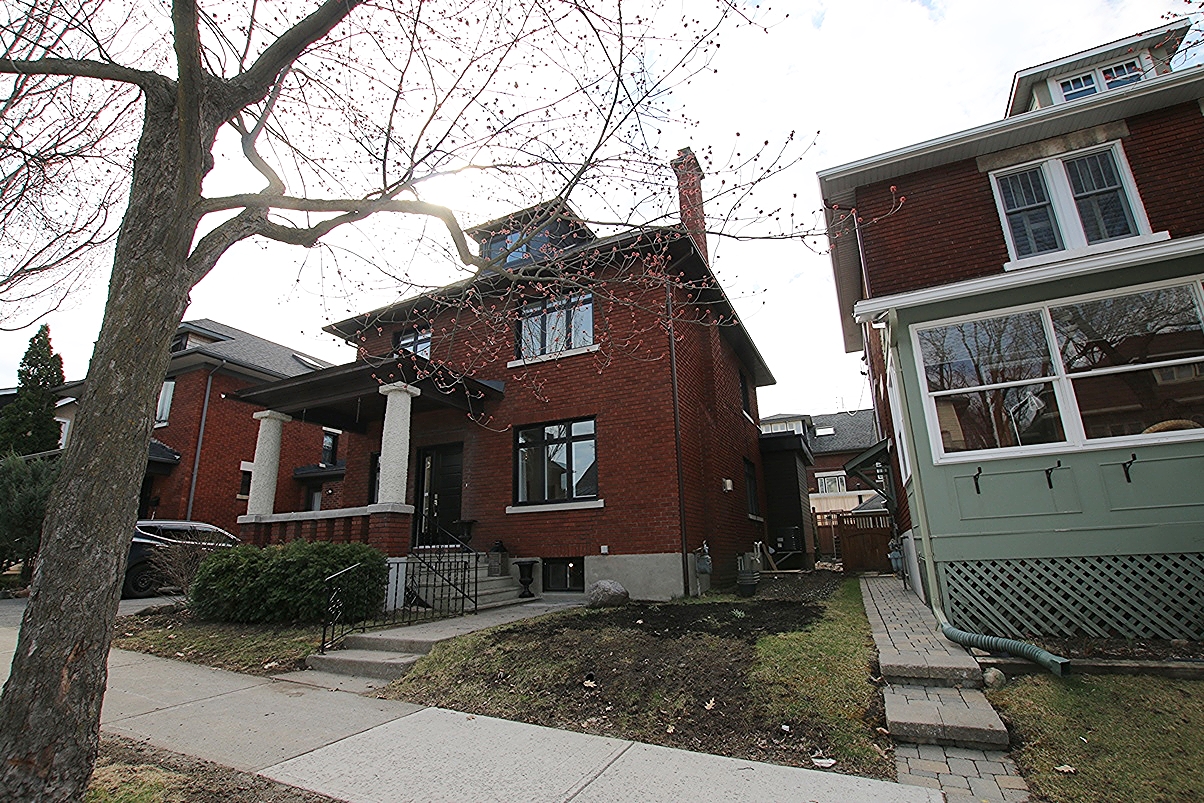 42 Old Sunset Blvd, Beautiful picturesque century house. OVIPPM