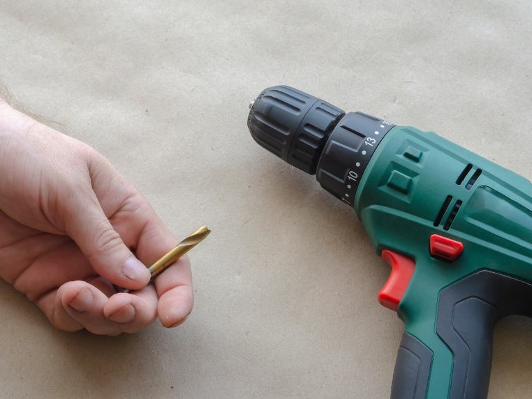 Can you drill through a broken drill bit? Drawbacks and Preventions