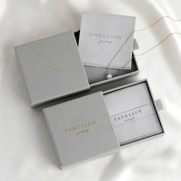 Custom Small Jewelry Packaging Boxes OXO Packaging