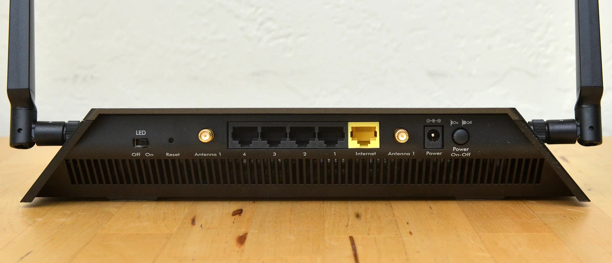 Netgear Nighthawk X4S Smart WiFi Gaming Router Review