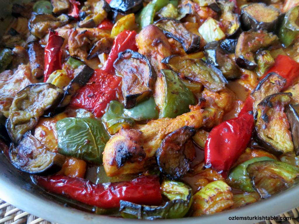 Eggplant kebab with yoghurt marinated chicken; Patlicanli Kebap Ozlem