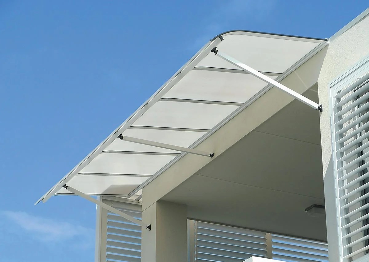 Summer Awnings Suitable For All Weather | Ozsun