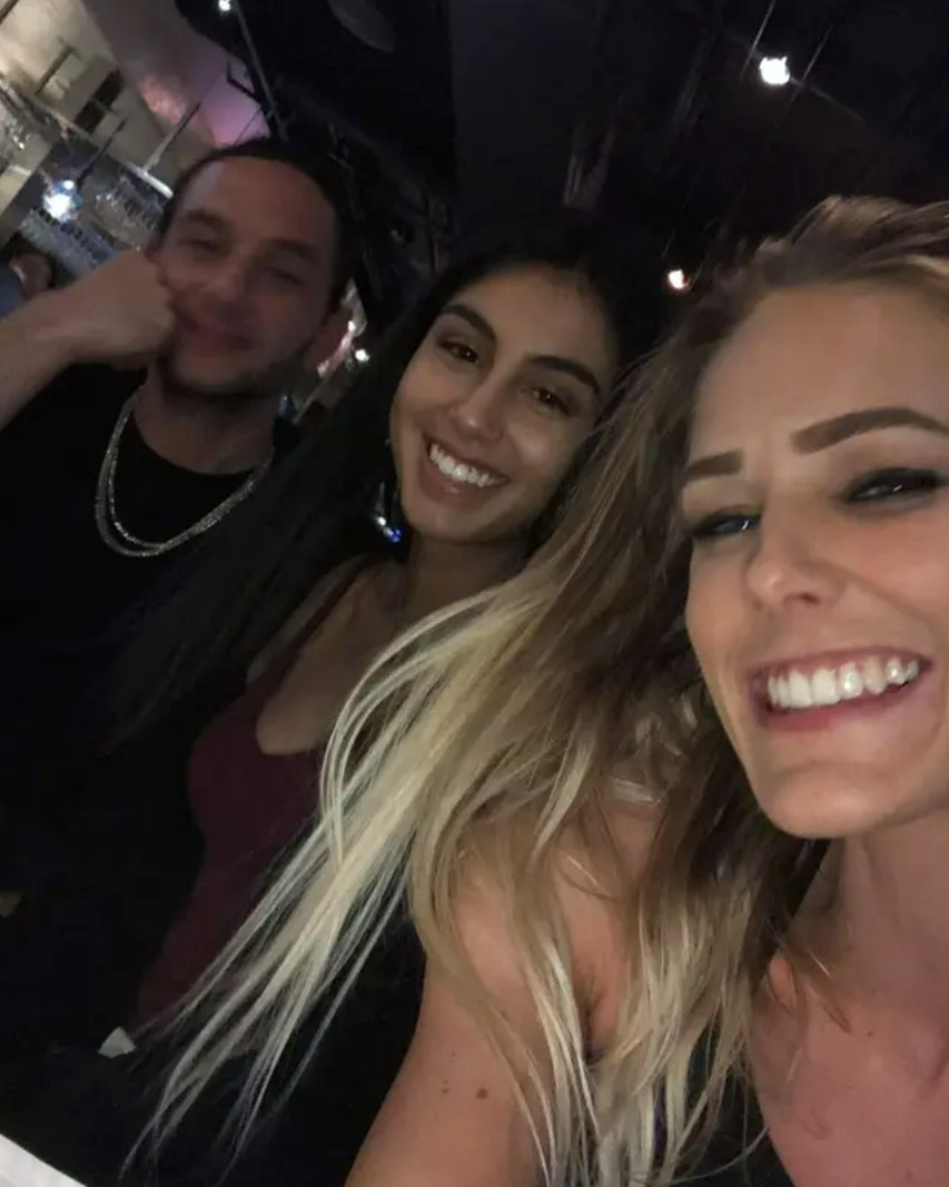 OnlyFans "Throuple" sleep in the same bed and want children together