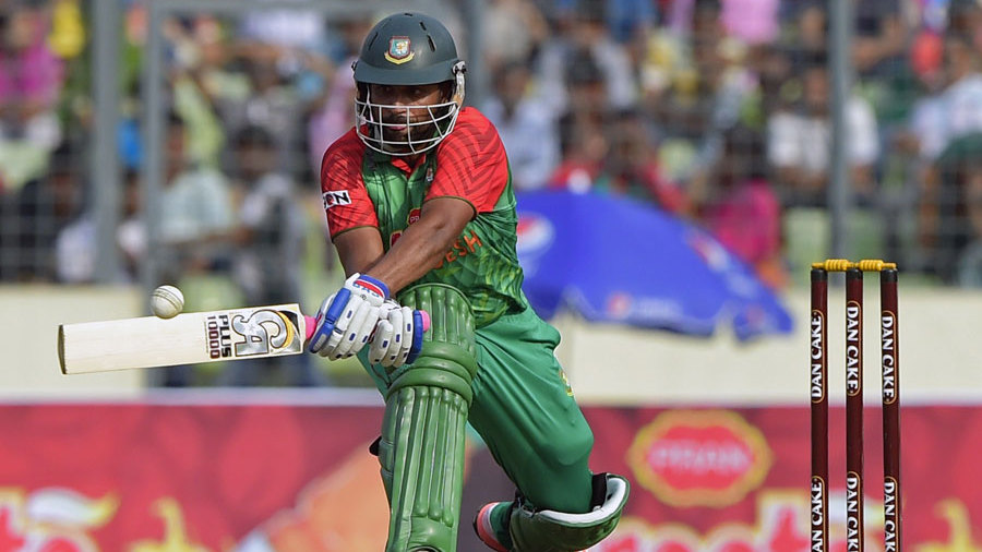 Tamim's gesture and Azhar's time out Cricket