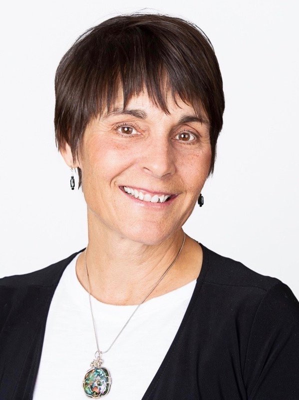 Jonelle Tucker Lyons, Colorado Real Estate