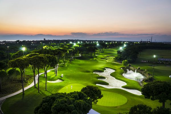 Famous Golf Courses in Turkey Lit up with LEDs LEDinside