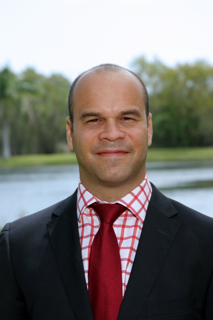 Carlos E. Rojas Real Estate Agent in Your Area