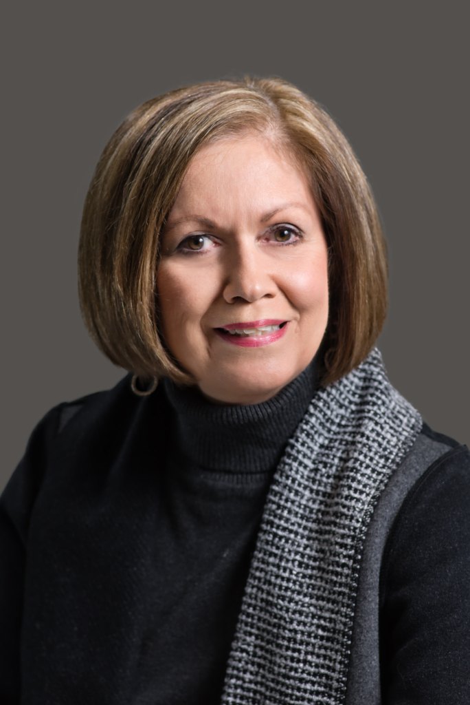 Pam Moore INDIANAPOLIS, IN Real Estate Agent