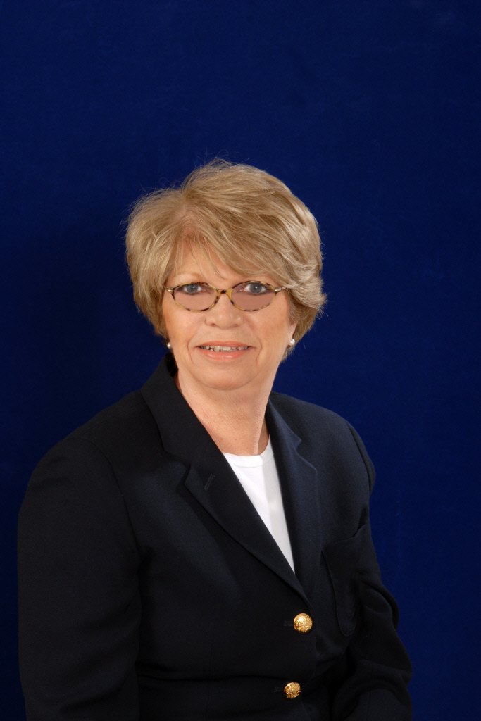 Linda Derosa Branford, CT Real Estate Agent