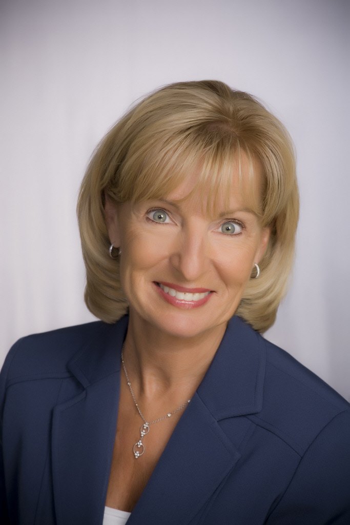 Lesley Gaines DEERFIELD BEACH, FL Real Estate Agent