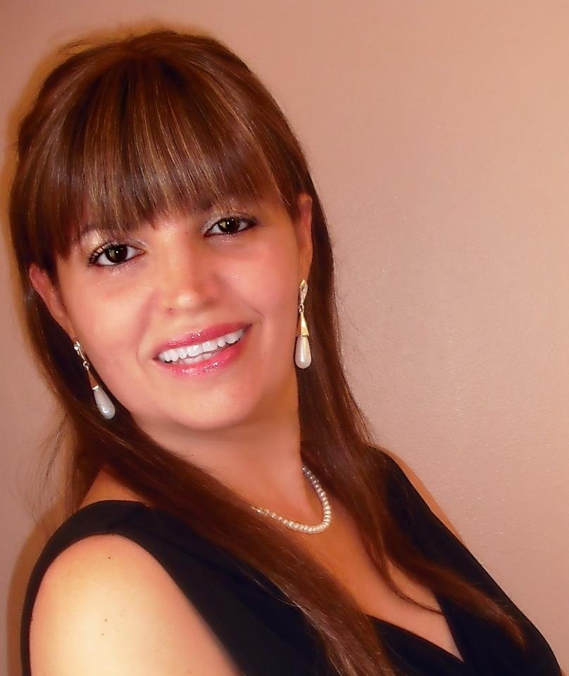 Diana Perez, J.D. Real Estate Agent in Your Area