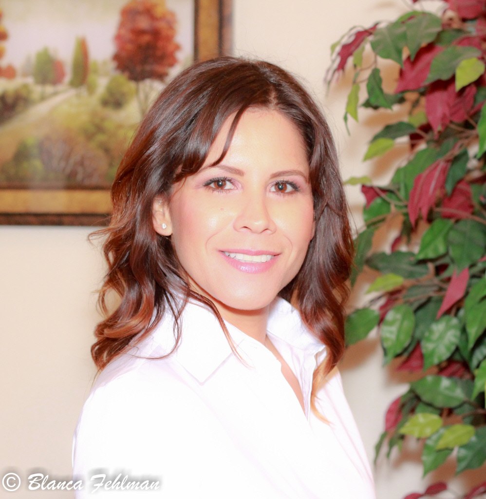 Carolina Mejia Las Vegas, NV Real Estate Agent