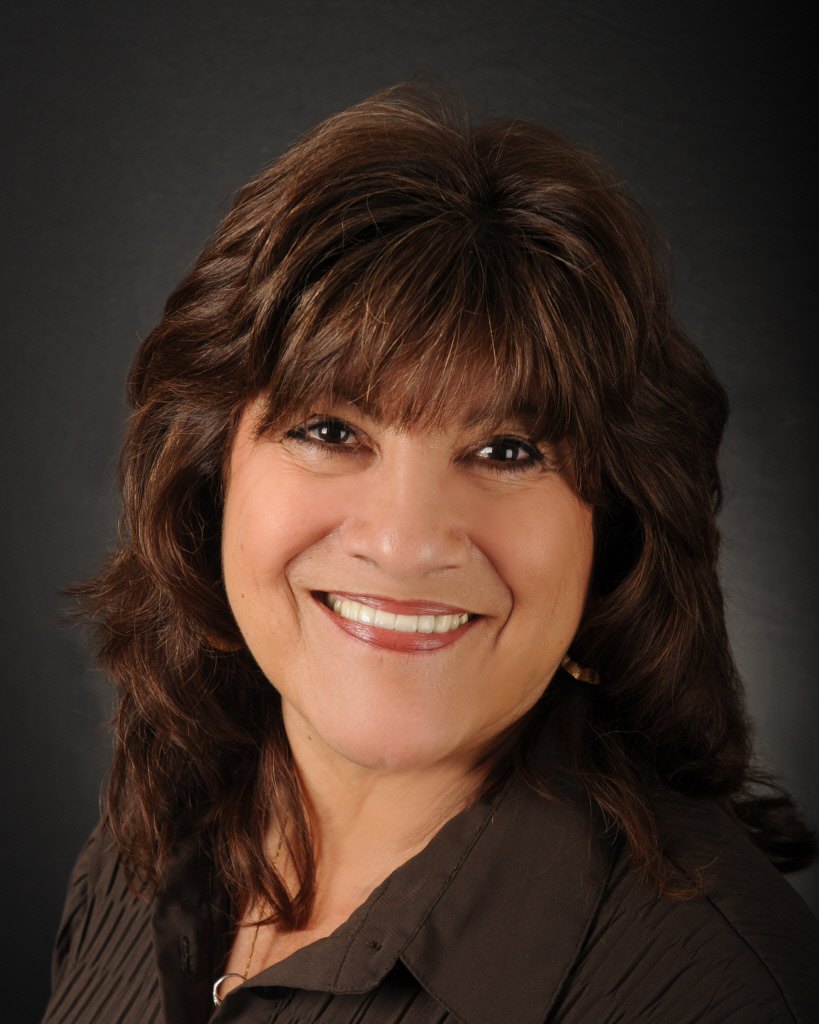 Anita Brunzell Valencia, CA Real Estate Agent