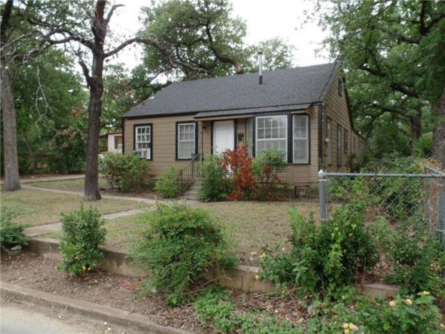 4920 Walthall St, Haltom City, TX 76117