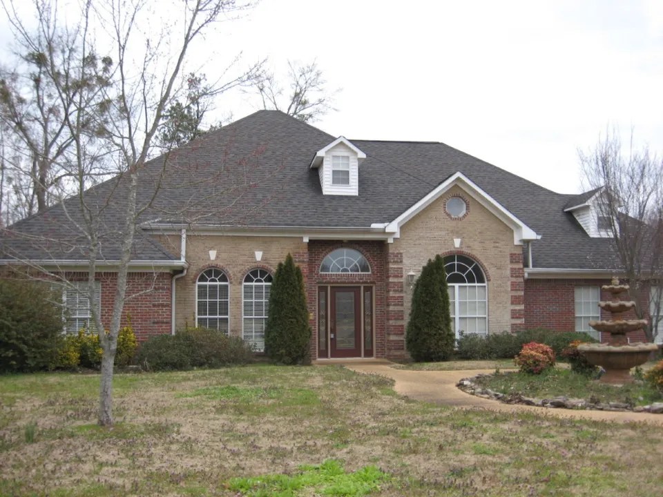 135 Tuxford Rd, Starkville, MS 39759