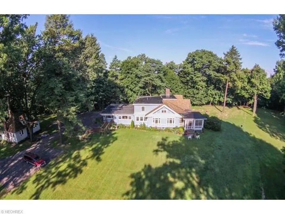 6696 Waite Hill Rd, Waite Hill, OH 44094