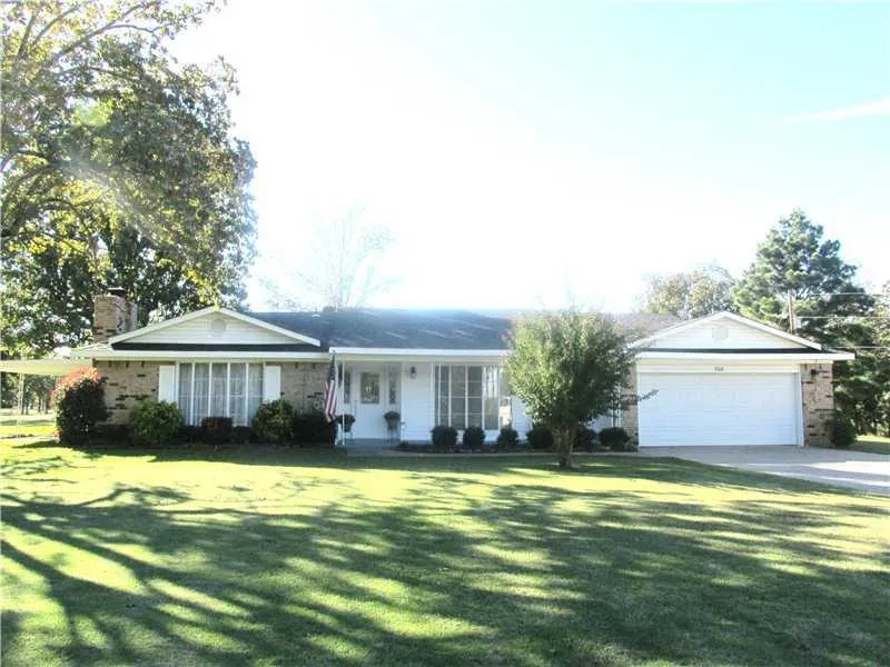 306 Dillon Cir, Pocola, OK 74902