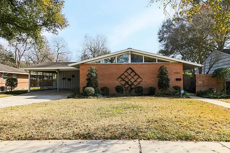 10903 Cedarhurst Dr, Houston, TX 77096