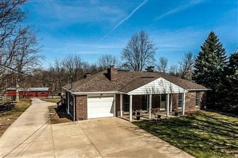 1636 Walton Nicholson Rd, Walton, KY 41094