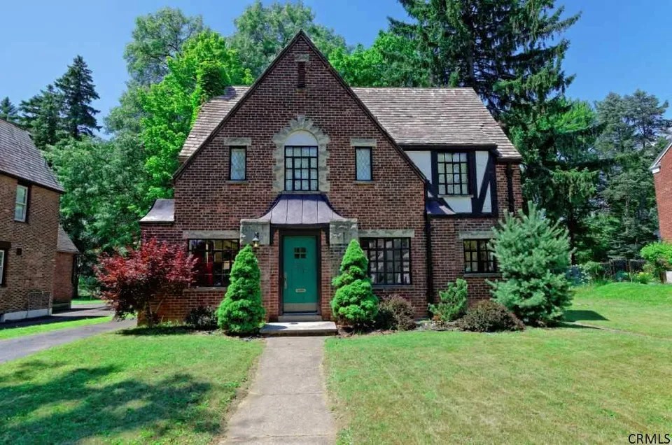 262 Lenox Ave, Albany, NY 12208