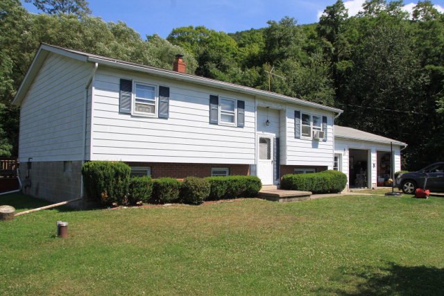 33142 Route 14, Gillett, PA 16925