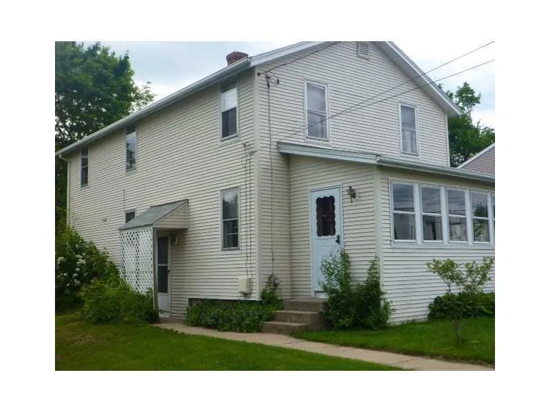 250 Chapmans Ave, Warwick, RI 02886