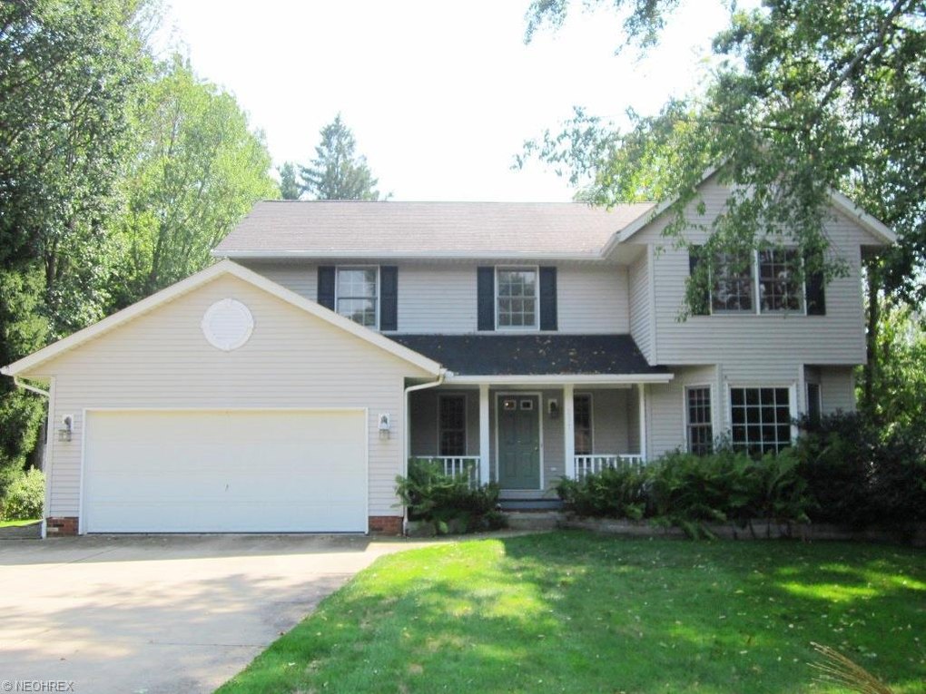 237 N River Rd, Munroe Falls, OH 44262