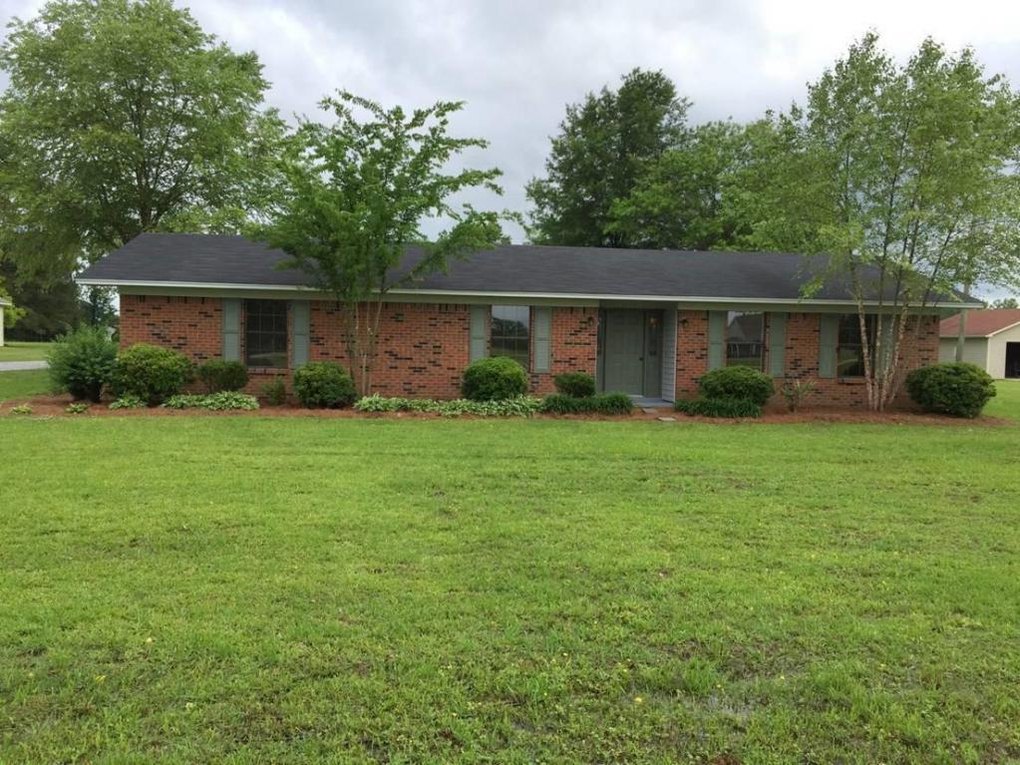 675 Friendship Rd, Ecru, MS 38841