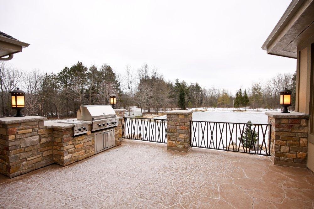 9090 N Range Line Rd, Milwaukee, WI 53217