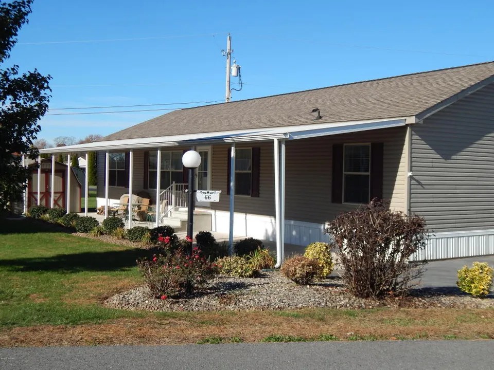 66 Heatherbrooke Est, Muncy, PA 17756