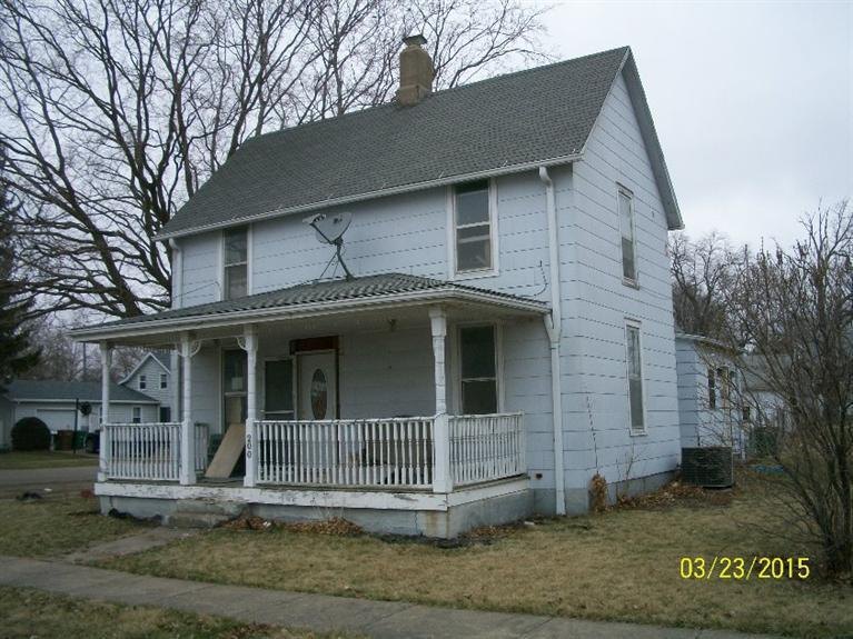 200 E 5th St, Prairie City, IA 50228