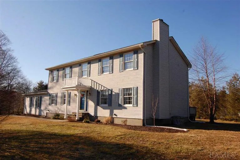 5 Old Doansburg Ln, Brewster, NY 10509