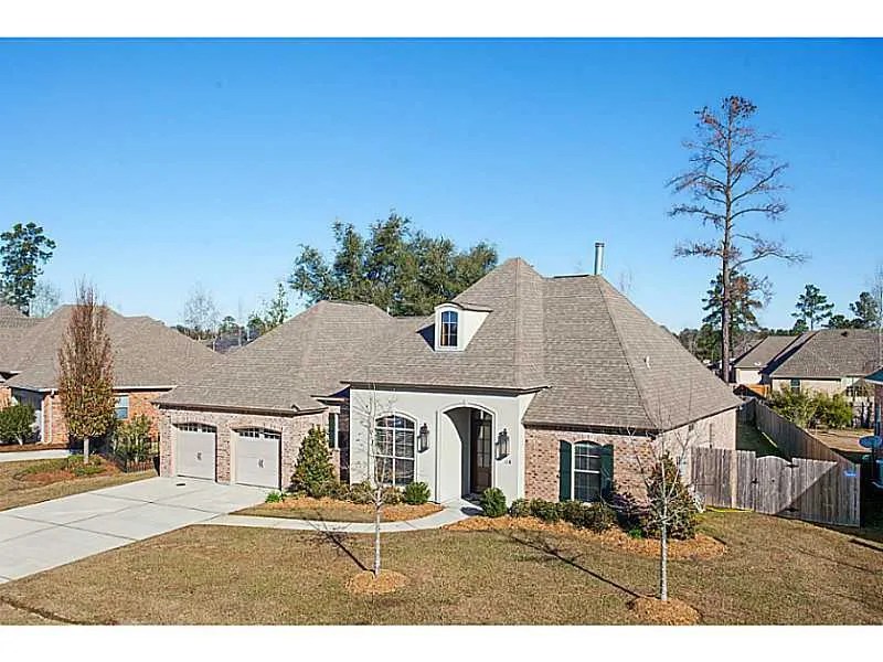 118 Normandy Oaks Blvd, Covington, LA 70433