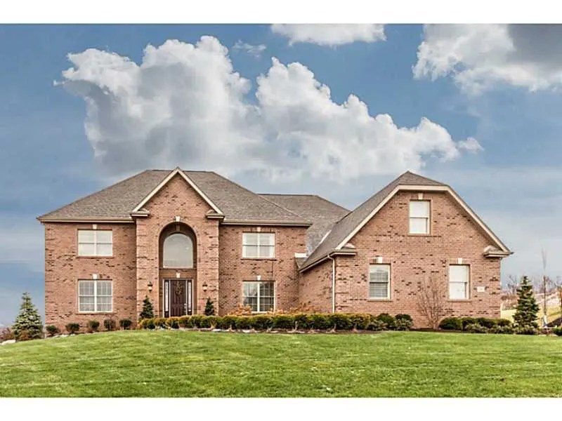 136 Majestic Dr, Mars, PA 16046