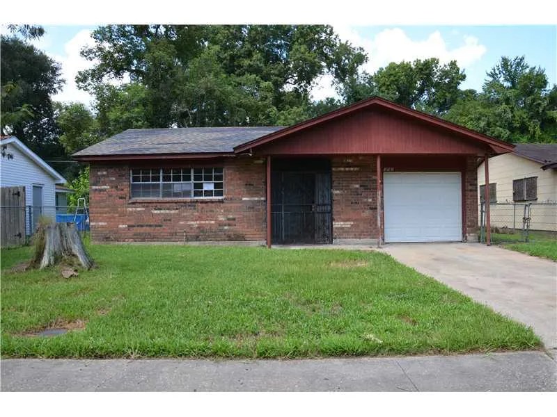 352 Boutte Estates Dr, Boutte, LA 70039