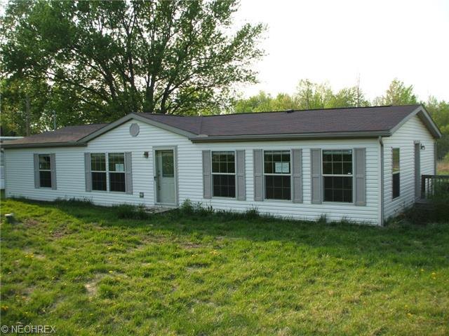 10399 State Route 303, Windham, OH 44288