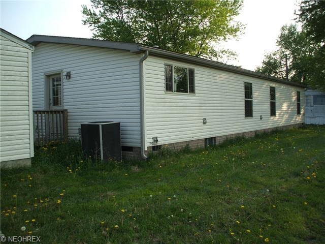 10399 State Route 303, Windham, OH 44288