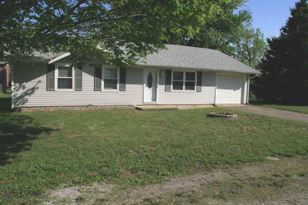 28 Delores Ave, Peru, IN 46970