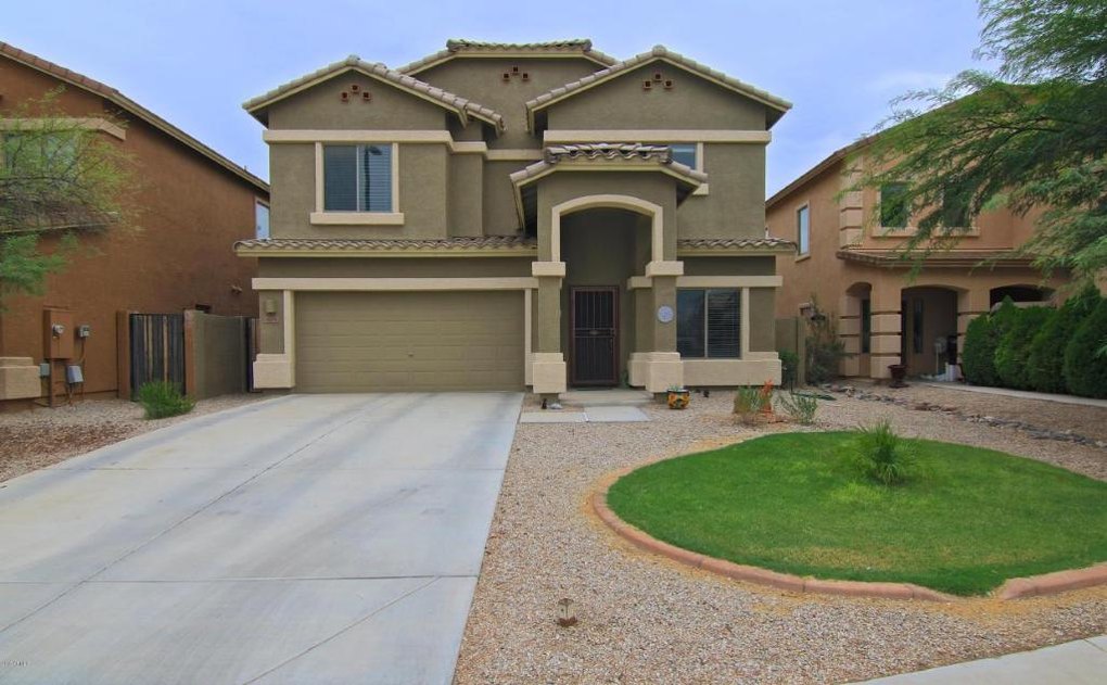 825 W Fruit Tree Ln, San Tan Valley, AZ 85143