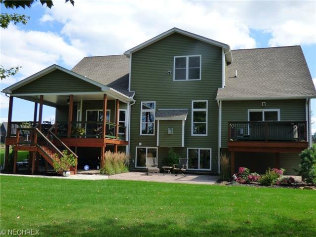 6112 Summer Lake Dr, Medina, OH 44256