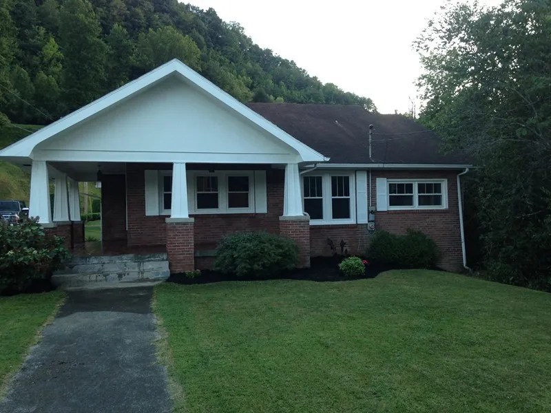 Whitesburg, KY 41858