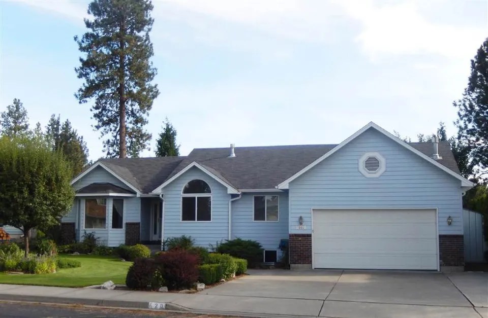 520 E Midway Rd, Colbert, WA 99005