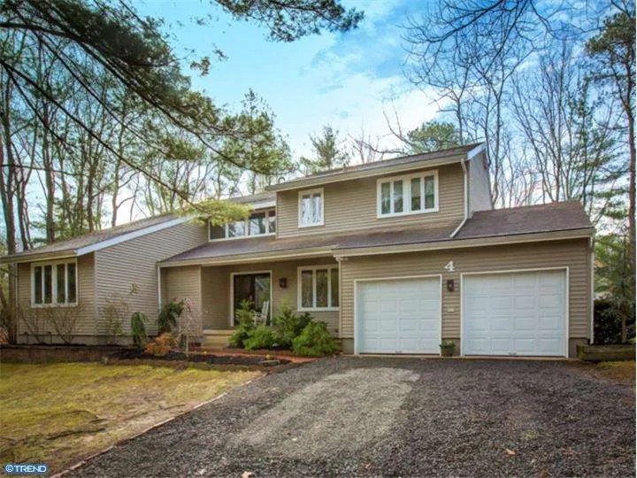 4 Tallowood Dr, Medford, NJ 08055