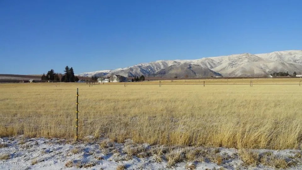 Nka Section 1 Rd, Tieton, WA 98947