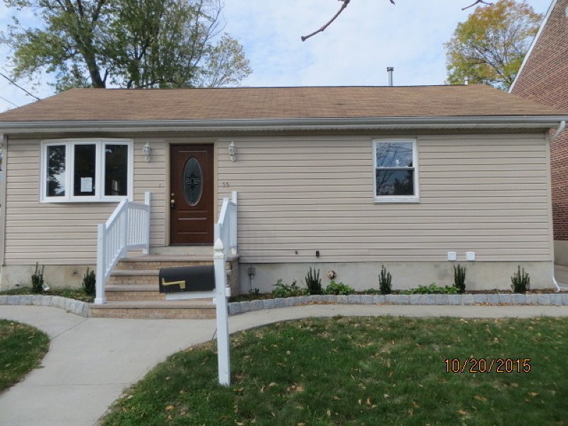 55 Commercial Ave, Avenel, NJ 07001