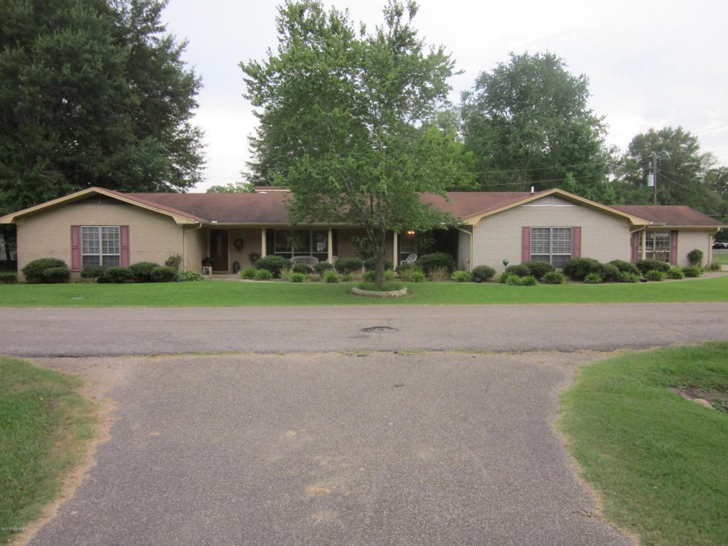 117 Bryan St, Nettleton, MS 38858